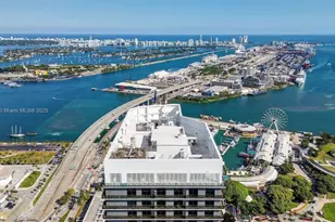 398 NE 5th St, Miami, FL 33132 - Photo 26