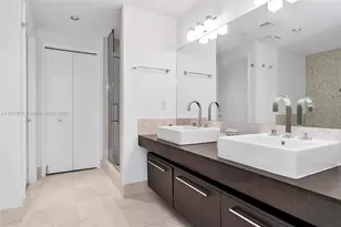 17121 Collins Ave, Sunny Isles Beach, FL 33160 - Photo 22