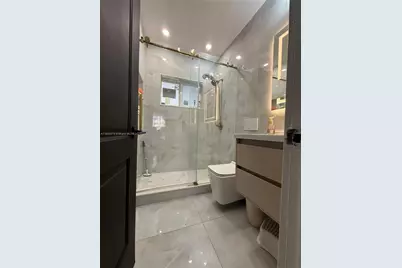 6464 W 11th Ave #0, Hialeah, FL 33012 - Photo 12