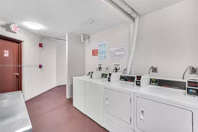 3301 N Country Club Dr #309, Aventura, FL 33180 - Photo 8