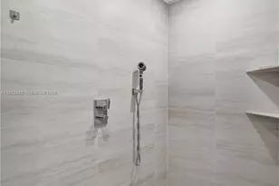 411 N New River Dr E, Fort Lauderdale, FL 33301 - Photo 44