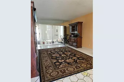 5121 W Oakland Park Blvd #211, Lauderdale Lakes, FL 33313 - Photo 6