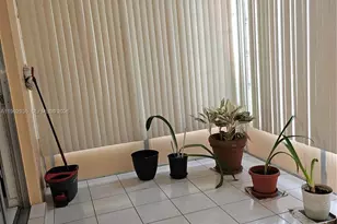 5121 W Oakland Park Blvd, Lauderdale Lakes, FL 33313 - Photo 8