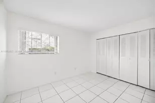 6410 SW 112th Pl, Miami, FL 33173 - Photo 10