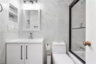 5540 Lakeside Dr, Margate, FL 33063 - Photo 14