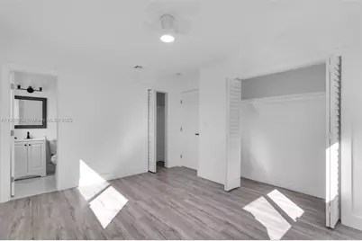 1021 NW 195th St, Miami Gardens, FL 33169 - Photo 12