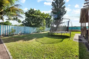 18151 NE 9th Ct, North Miami Beach, FL 33162 - Photo 32