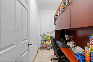 18151 NE 9th Ct, North Miami Beach, FL 33162 - Photo 20