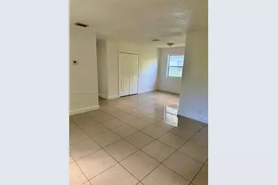 1250 NW 58th St #1, Miami, FL 33142 - Photo 6