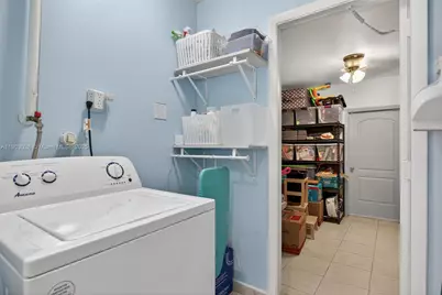 171 SW 79th Ave, Margate, FL 33068 - Photo 30