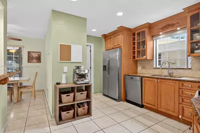 171 SW 79th Ave, Margate, FL 33068 - Photo 2