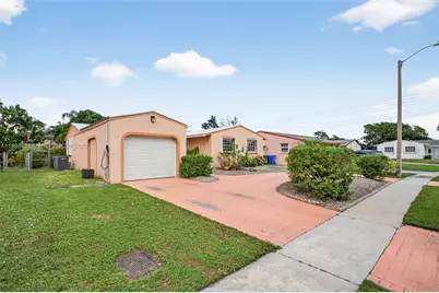 171 SW 79th Ave, Margate, FL 33068 - Photo 34