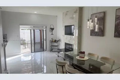 3318 W 106th Ter, Hialeah, FL 33018 - Photo 8