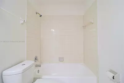 3453 NW 44th St #105, Oakland Park, FL 33309 - Photo 12