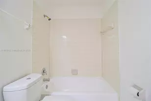 3453 NW 44th St, Oakland Park, FL 33309 - Photo 12