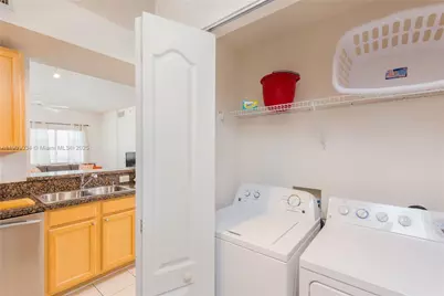 6001 SW 70th St #610, South Miami, FL 33143 - Photo 6