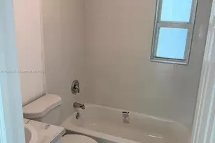 2441 NW 98th St, Miami, FL 33147 - Photo 12