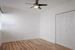 2383 Flamingo Dr, Miami Beach, FL 33140 - Photo 12