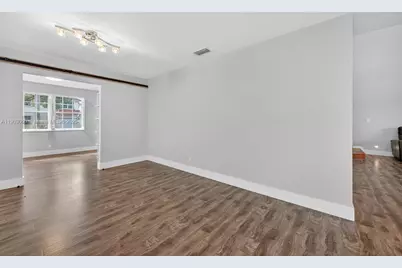 10753 Lenox Rd, Cooper City, FL 33026 - Photo 8