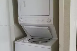 18001 Collins Ave, Sunny Isles Beach, FL 33160 - Photo 16