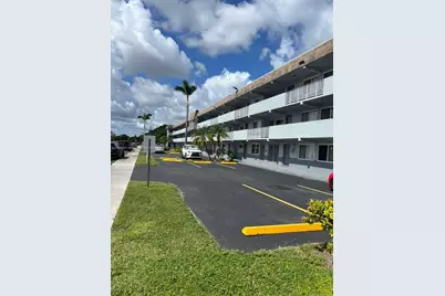 11195 SW 1st St #216, Sweetwater, FL 33174 - Photo 4