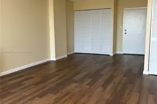 2500 NE 135th St, North Miami, FL 33181 - Photo 10