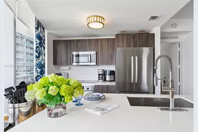 488 NE 18th St #2301, Miami, FL 33132 - Photo 16