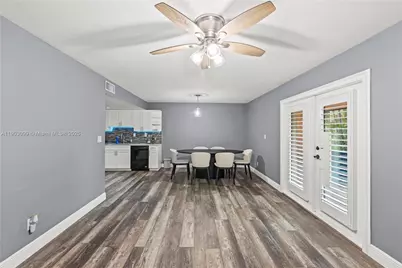 33 Madrid Ln #4-9, Davie, FL 33324 - Photo 24