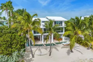 60 Ocean Front Dr, Key Largo, FL 33037 - Photo 6