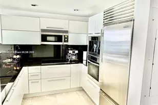 17121 Collins Ave, Sunny Isles Beach, FL 33160 - Photo 4