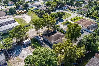 16190 NE 11th Ct, North Miami Beach, FL 33162 - Photo 50