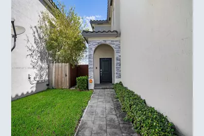 1411 SE 26th Rd #1411, Homestead, FL 33035 - Photo 8