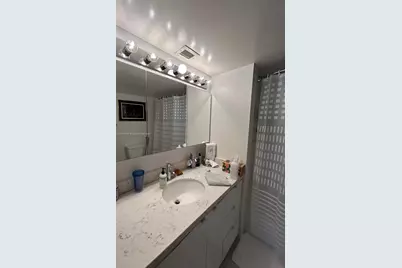 2780 NE 183rd St #1110, Aventura, FL 33160 - Photo 16