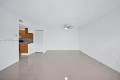 647 Kathy Ct, Margate, FL 33068 - Photo 8