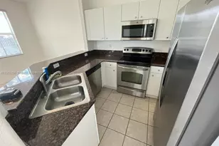 10983 NW 79th St, Doral, FL 33178 - Photo 12