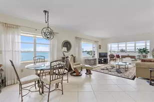 10300 W Bay Harbor Dr, Bay Harbor Islands, FL 33154 - Photo 4