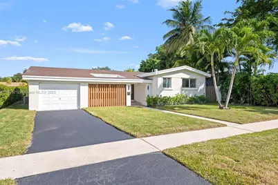 3207 Wilson St, Hollywood, FL 33021 - Photo 2