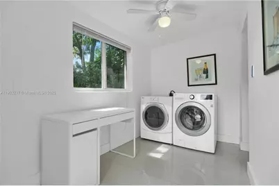 126 NW 33rd St, Miami, FL 33127 - Photo 18
