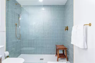 159 NE 6th St, Miami, FL 33132 - Photo 30