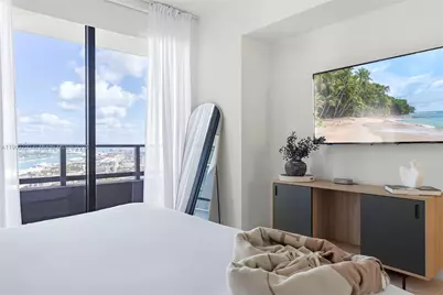 159 NE 6th St #3615, Miami, FL 33132 - Photo 24