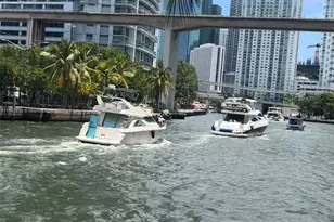 185 SW 7th St, Miami, FL 33130 - Photo 2