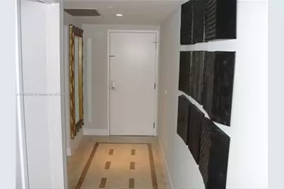 185 SW 7 St #1802, Miami, FL 33130 - Photo 12