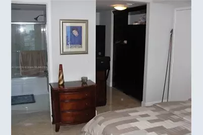185 SW 7 St #1802, Miami, FL 33130 - Photo 8