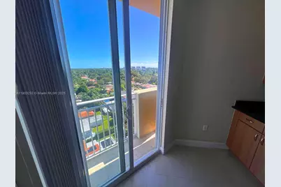 2425 SW 27th Ave #1004, Miami, FL 33145 - Photo 16