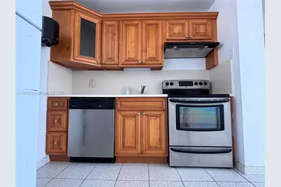 1750 James Ave #9C, Miami Beach, FL 33139 - Photo 14