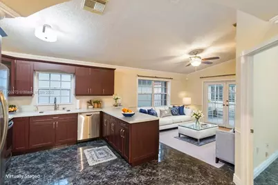17610 SW 4th Ct, Pembroke Pines, FL 33029 - Photo 14