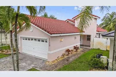 17610 SW 4th Ct, Pembroke Pines, FL 33029 - Photo 2