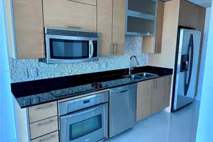 60 SW 13th St, Miami, FL 33130 - Photo 4