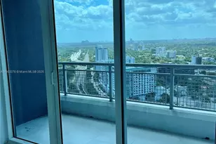 60 SW 13th St, Miami, FL 33130 - Photo 10