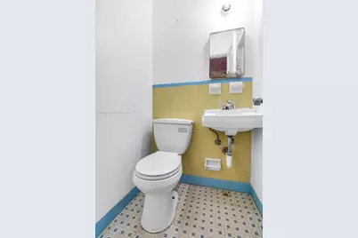 175 W 56th St, Hialeah, FL 33012 - Photo 18